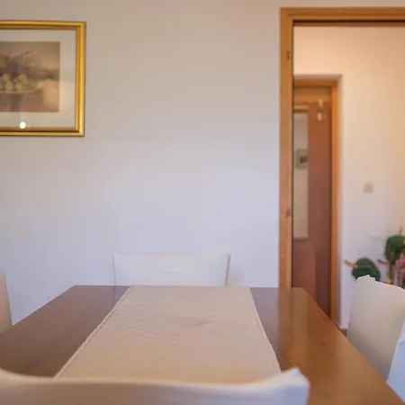 Durda Apartman Krk Town